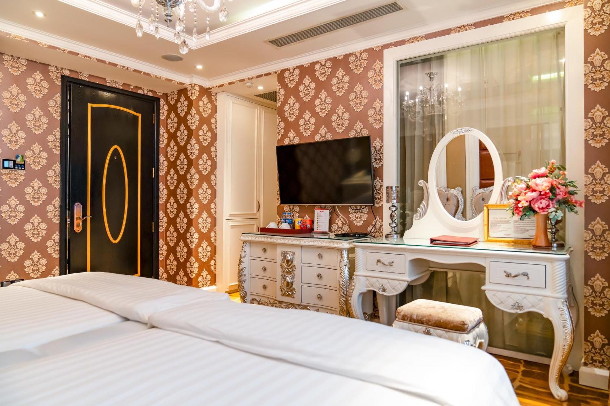 Hoang Trieu Hotel 3*